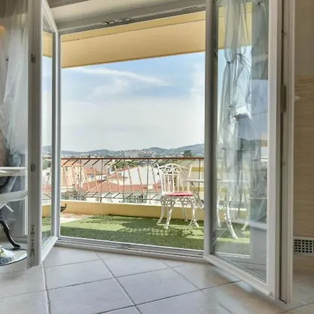 Daire Boite D'amour Mit Terrasse Und Solarium By Interhome